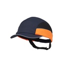 Gorra de seguridad Surflex All Seasons, gorra y carcasa con ventilaciones laterales, tira de sujeción adicional en zona occipital.